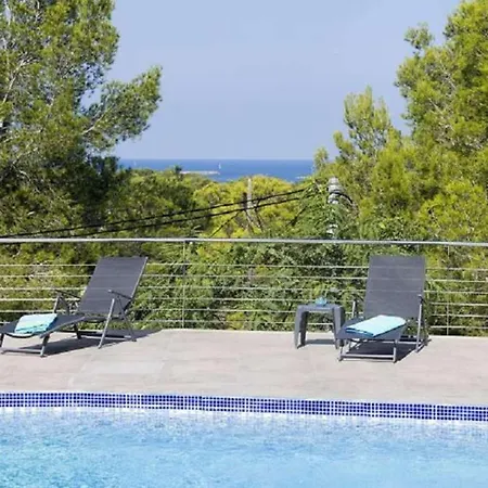 Deluxe Perseu Dénia